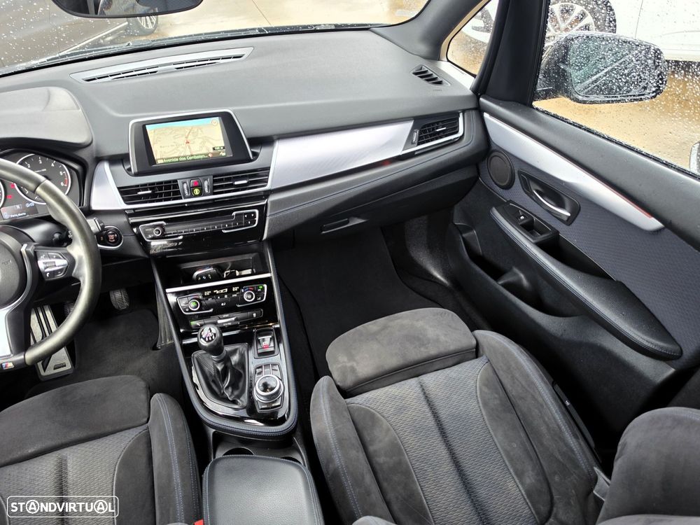 BMW 216 Active Tourer d Pack M - 16