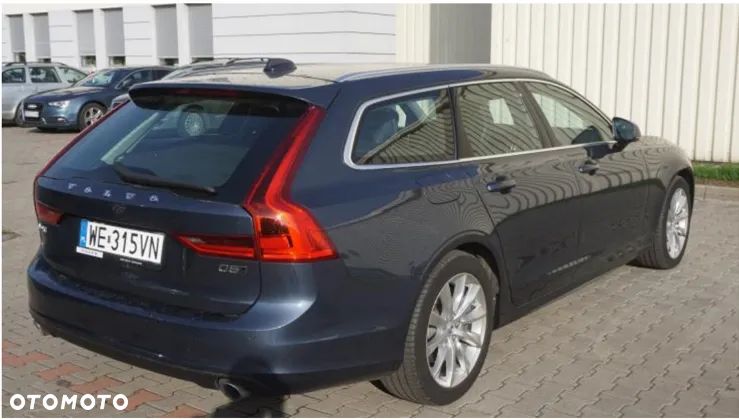 Volvo V90 D5 SCR AWD Momentum - 5