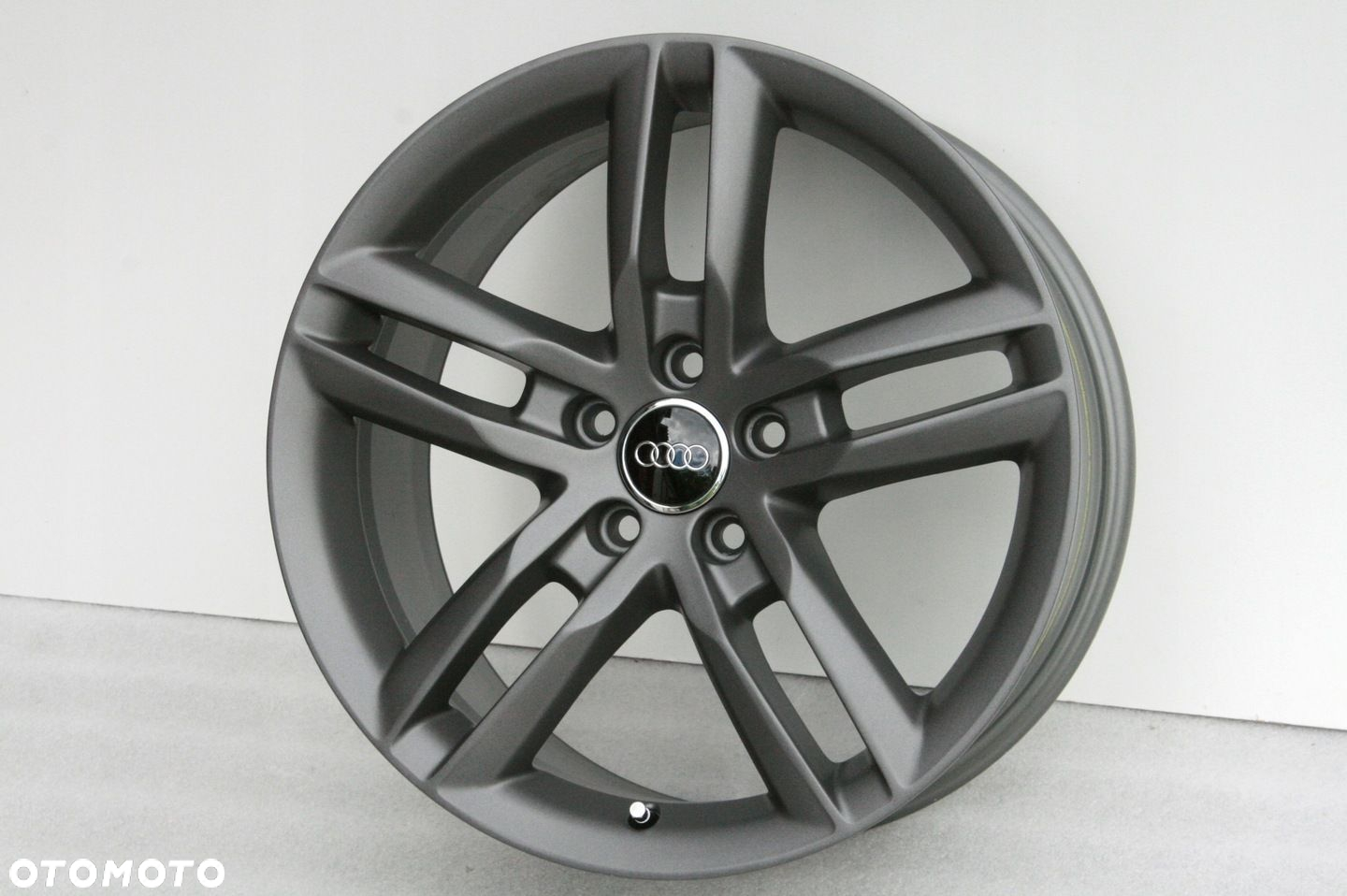 18 ORYGINALNE AUDI S-LINE A4 A3 A6 A8 Q2 Q3 Q5 - 2