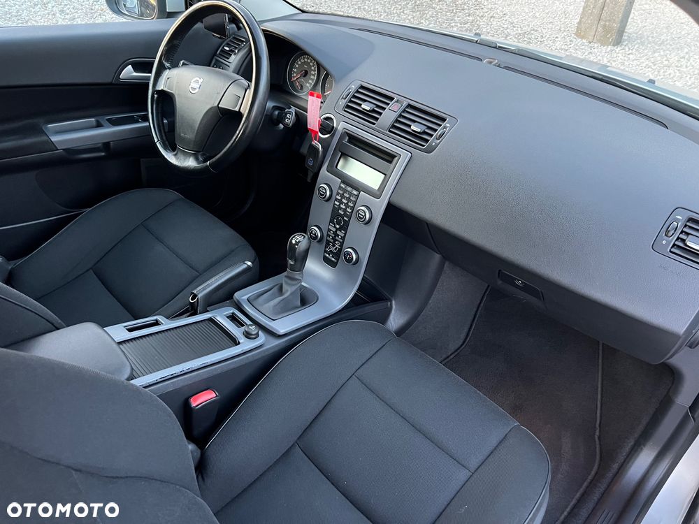 Volvo C30 - 30