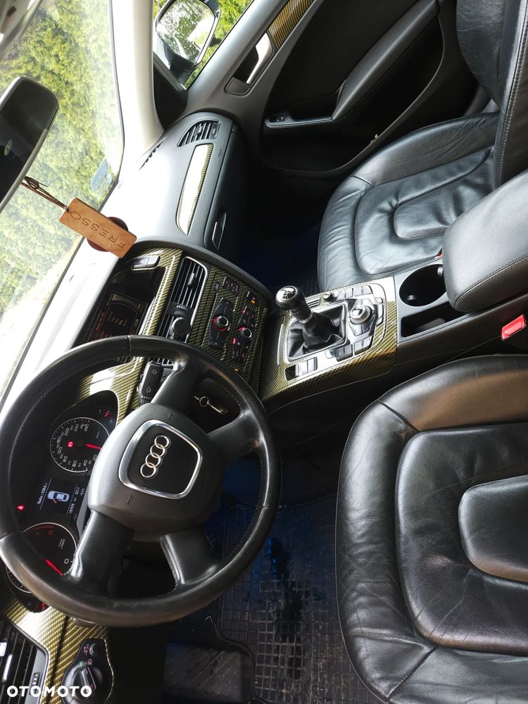 Audi A4 Limousine - 7