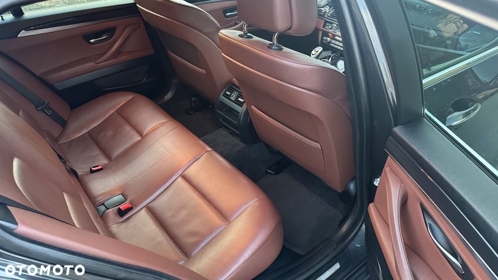 BMW Seria 5 520d Modern Line - 15