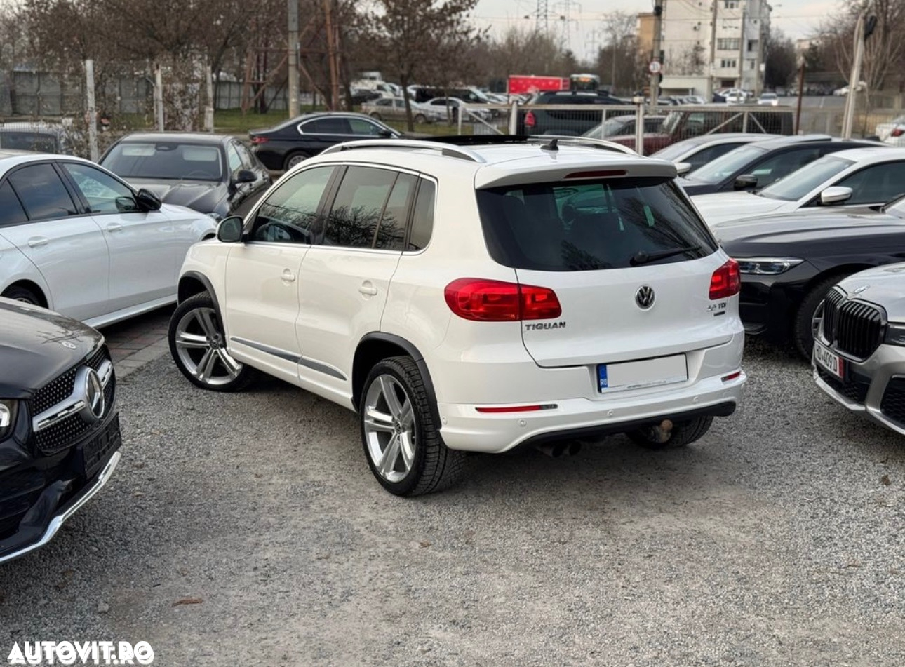 Volkswagen Tiguan 2.0 TDI 4Motion DSG Sport & Style - 5