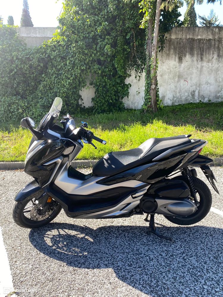 Honda Forza - 6