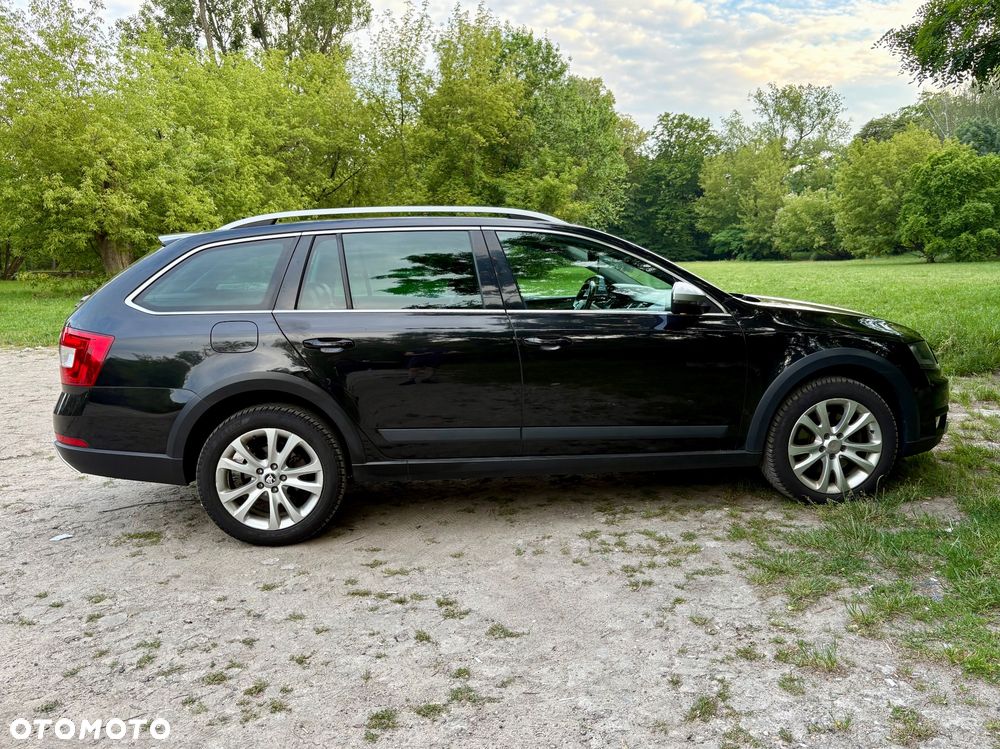 Skoda Octavia 2.0 TDI 4x4 DSG Scout - 6