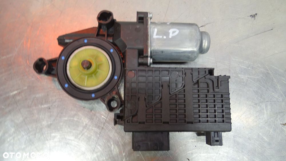 SILNICZEK SZYB LEWY PRZÓD CITROEN C4 PICASSO 1.6HDI - 1