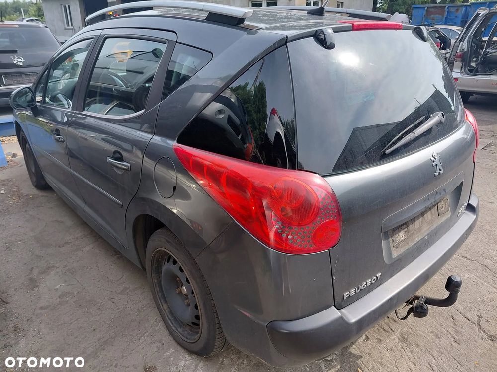 Na części: Peugeot 207  Rok 2007 Pojemność 1598 Moc 88 kw Benzyna - 7