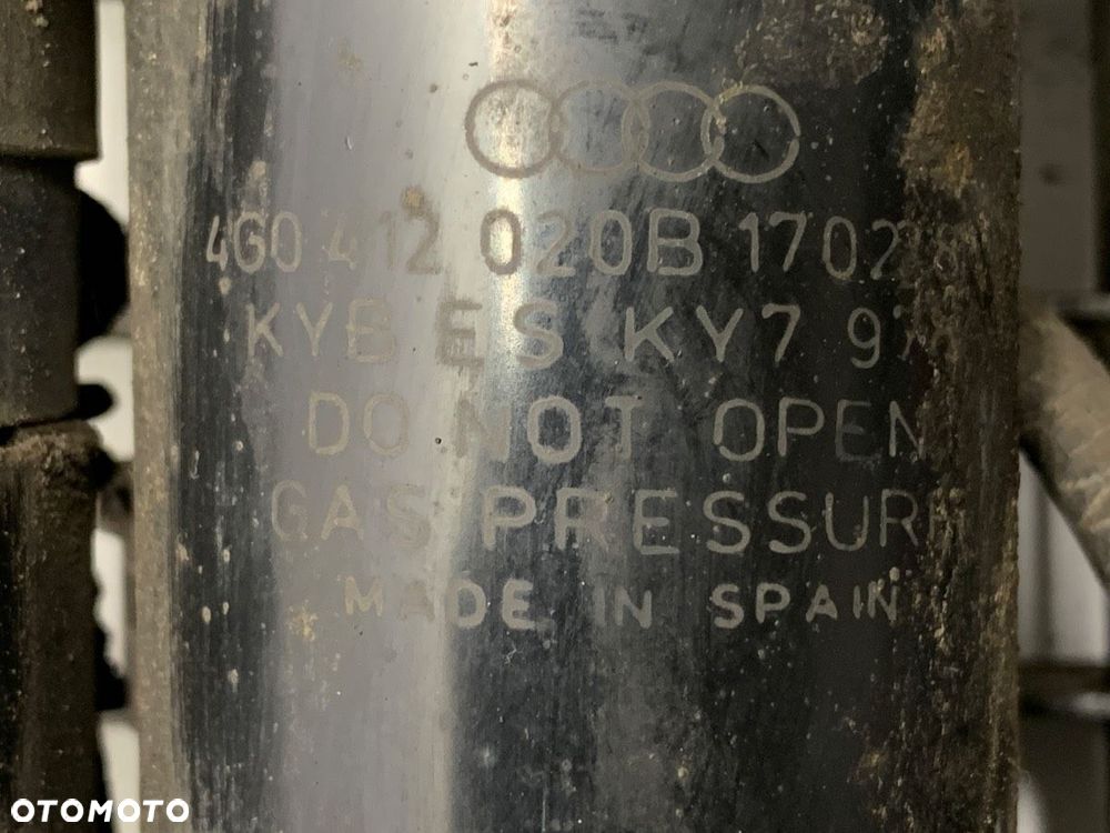 AMORTYZATOR PRAWY PRZÓD ZE SPRĘŻYNĄ  AUDI A7 Sportback (4GA, 4GF) 2010 - 2018 RS7 quattro 412 kW - 6