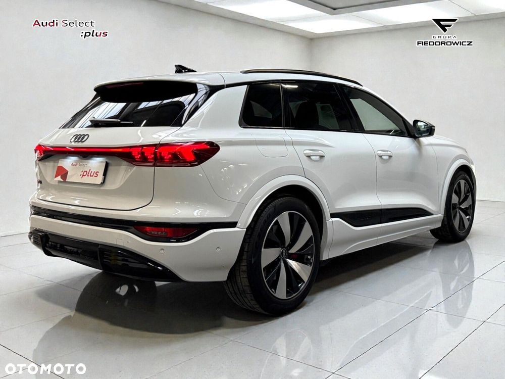 Audi Q6 e-tron - 9