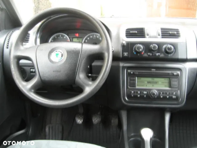 Skoda Fabia 1.4 16V Comfort - 9