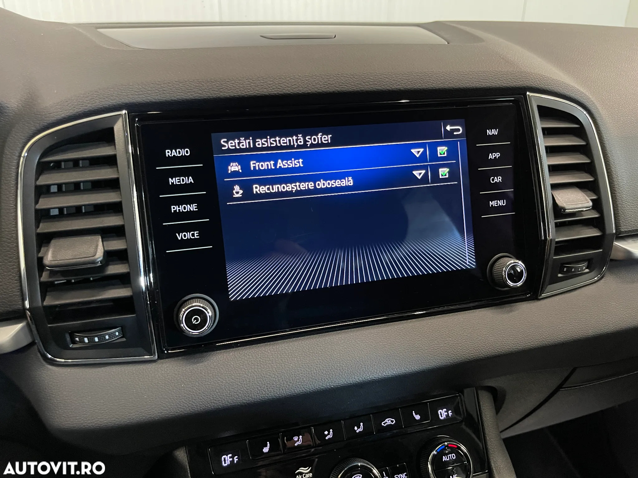 Skoda Karoq 1.6 TDI DSG Ambition - 20