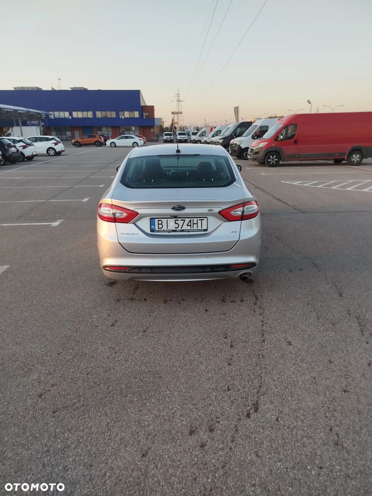 Ford Fusion - 23