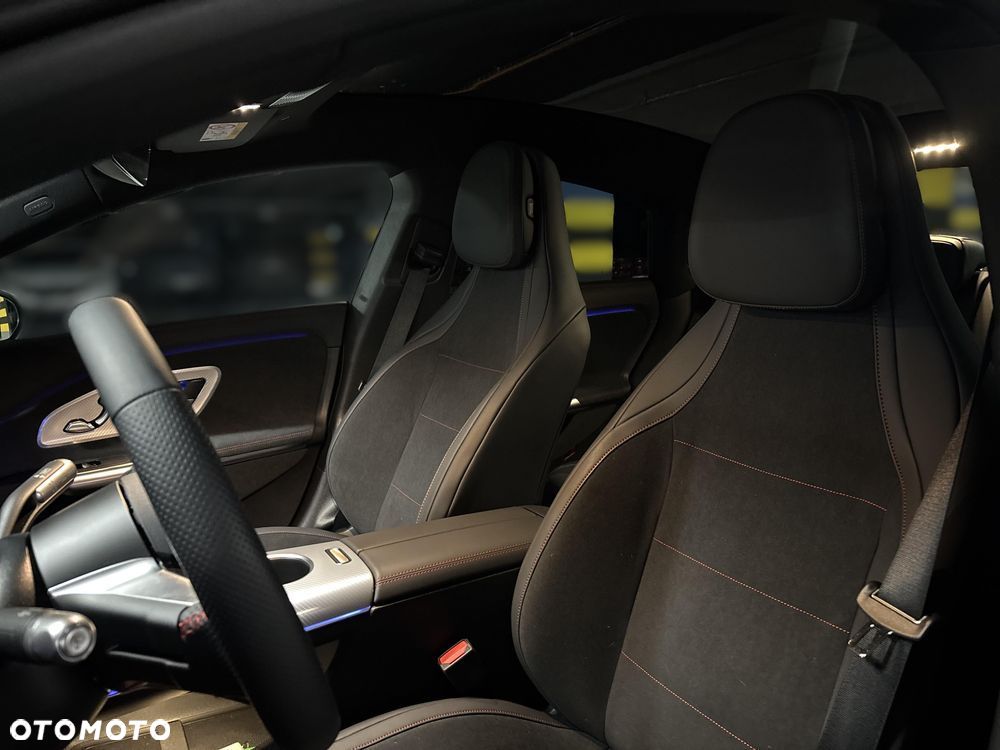 Mercedes-Benz CLA 200 mHEV 8G-DCT - 10