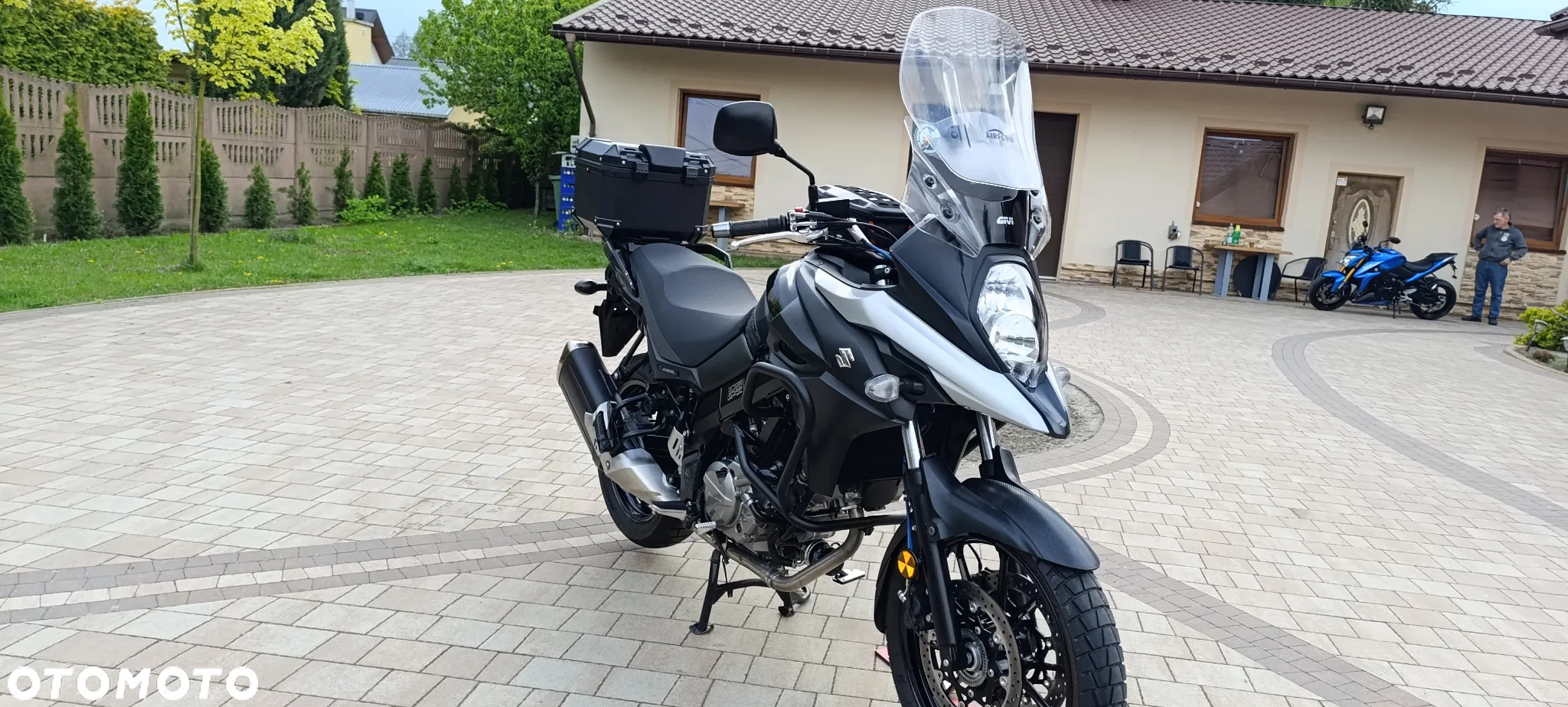 Suzuki V-STROM - 5