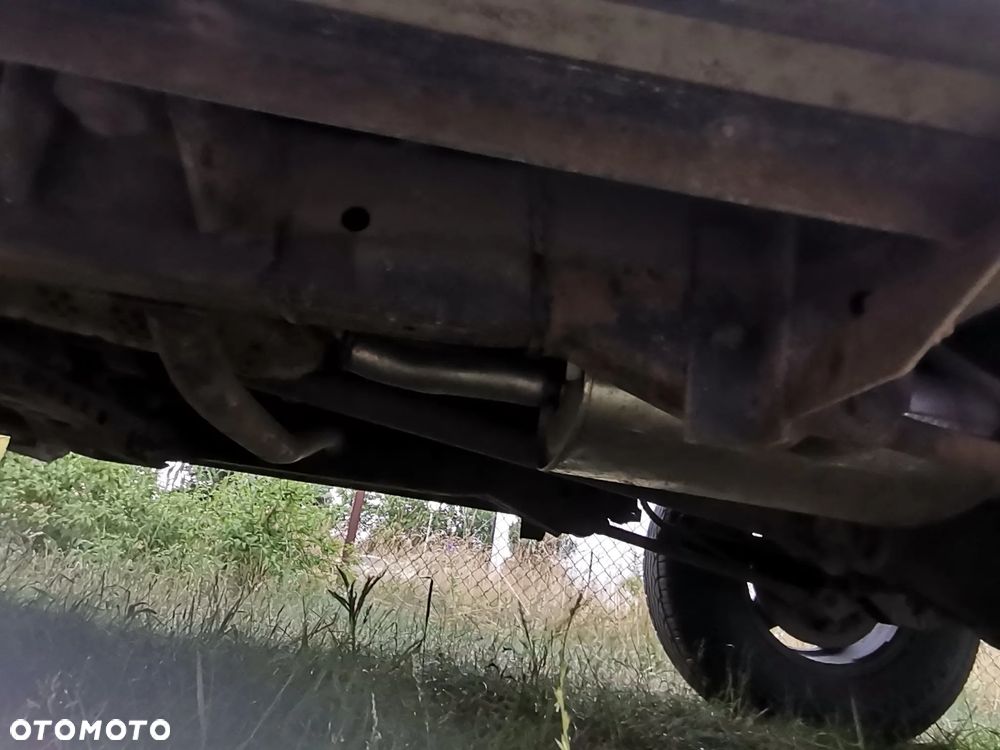 Ford Maverick 2.4 GLX - 8