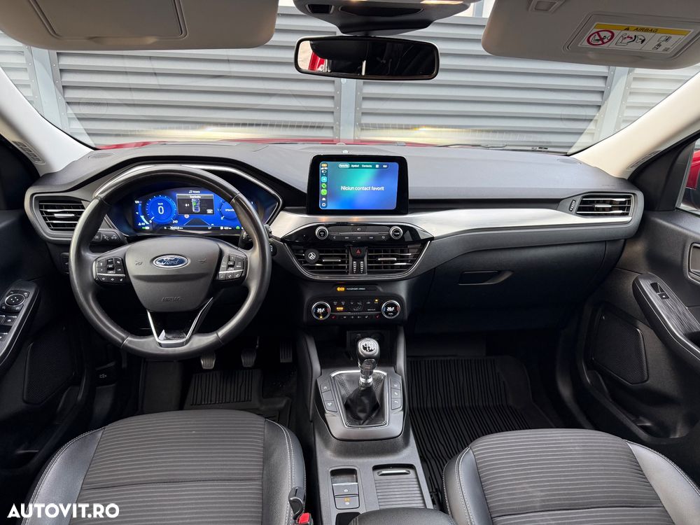 Ford Kuga - 16