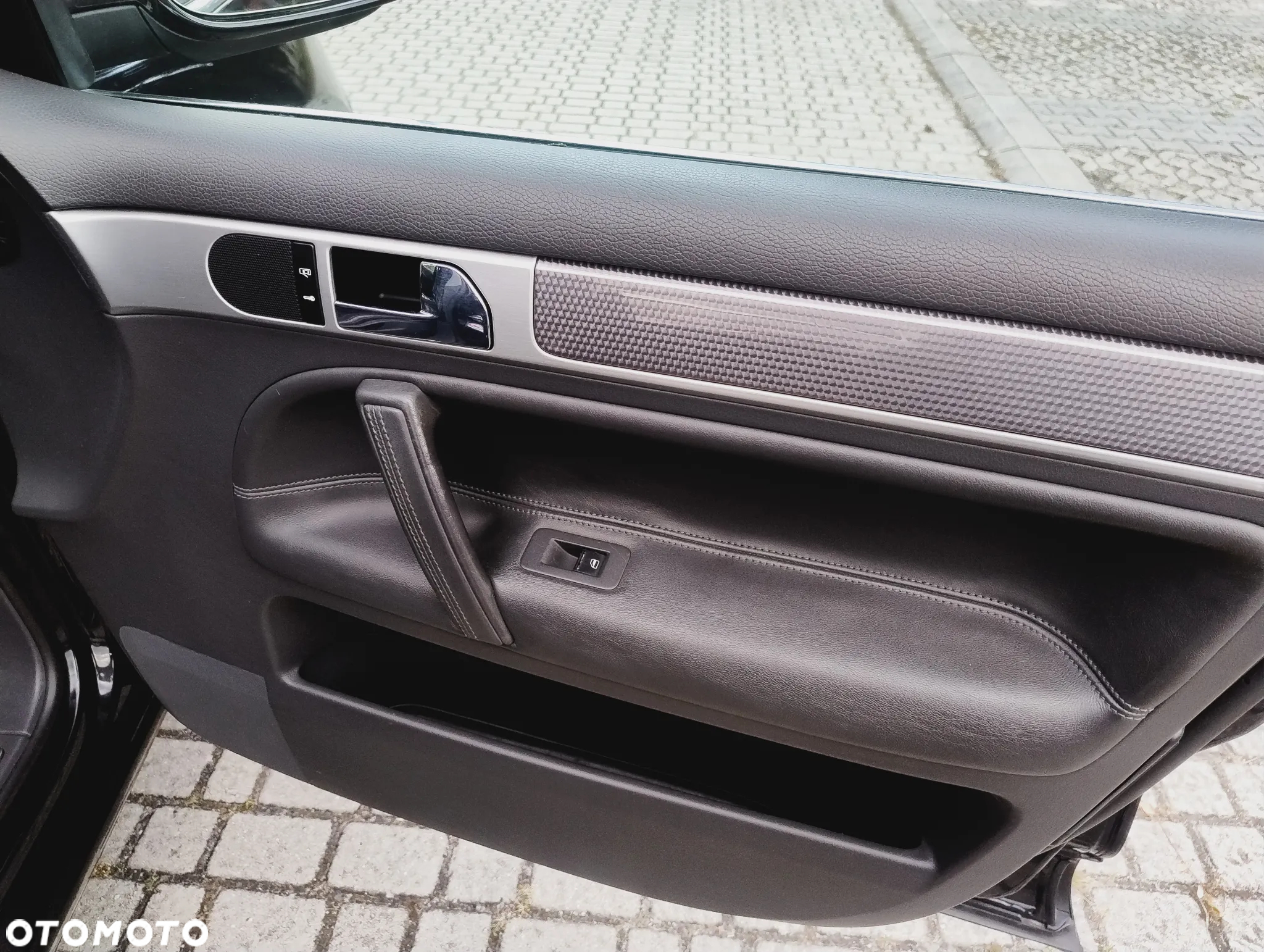 Volkswagen Touareg 5.0 V10 TDI DPF Automatik Exclusive Edition - 17