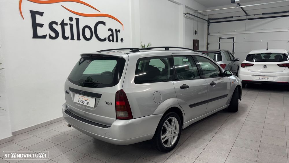 Ford Focus SW 1.8 TDdi Ghia - 16