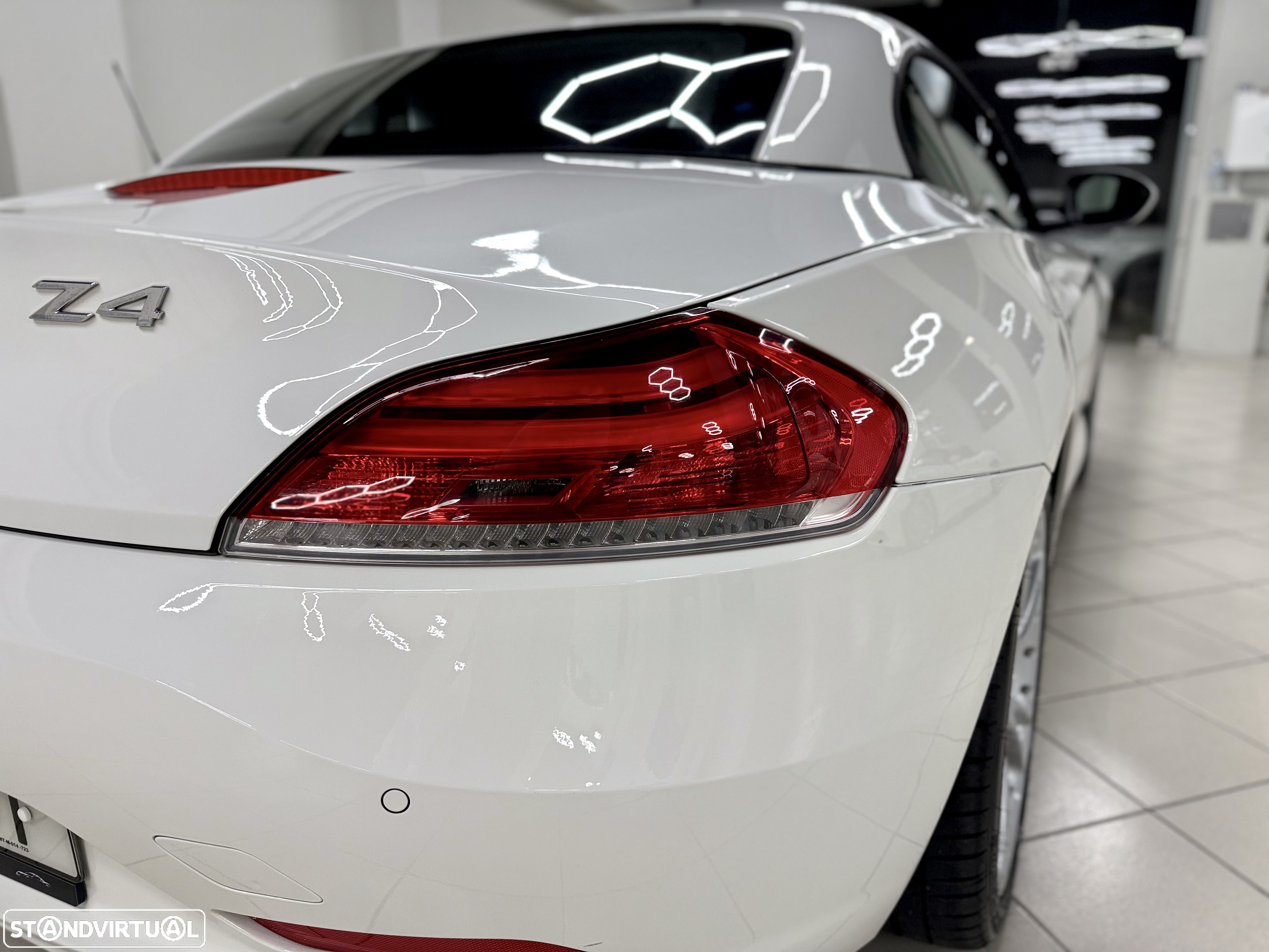 BMW Z4 23 i - 10