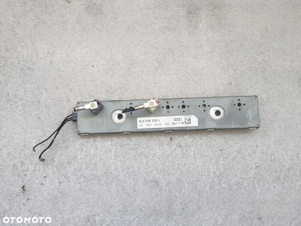AUDI WZMACNIACZ ANTENOWY 4L0035225J - 3
