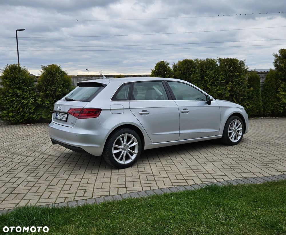 Audi A3 Sportback 1.4 TFSI S tronic Attraction - 13