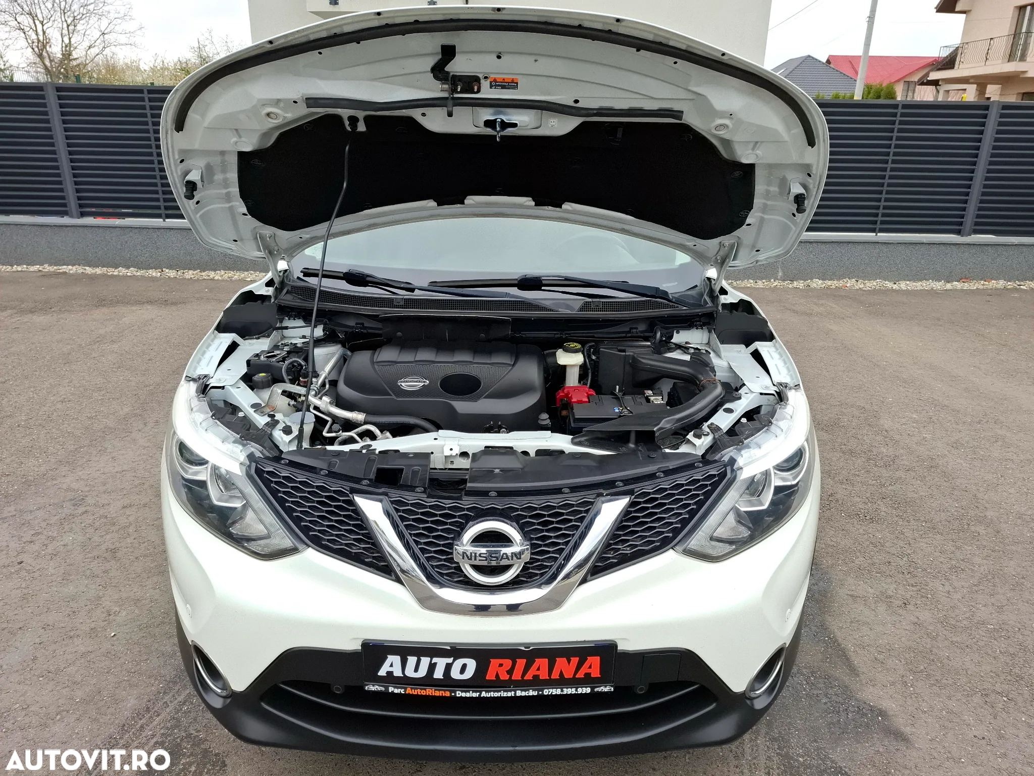 Nissan Qashqai 1.5 DCI VISIA - 16