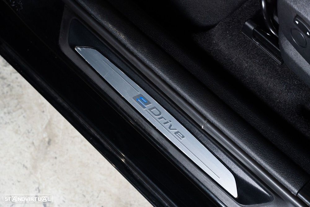 BMW 225xe Active Tourer Line Sport - 31