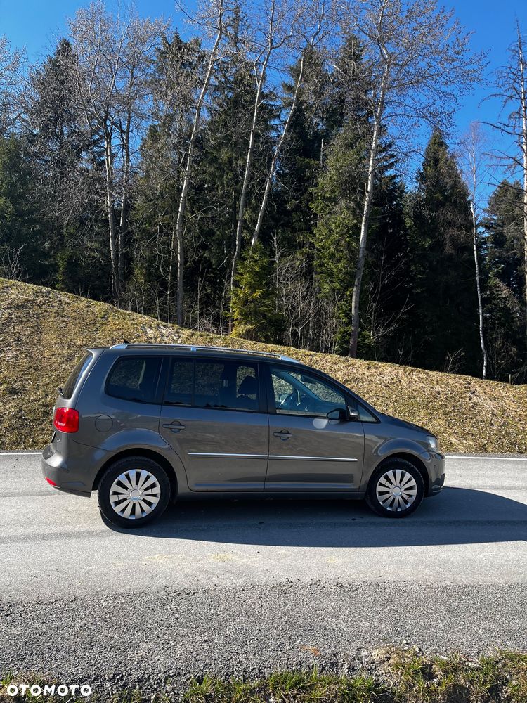 Volkswagen Touran 2.0 TDI DPF Highline - 5