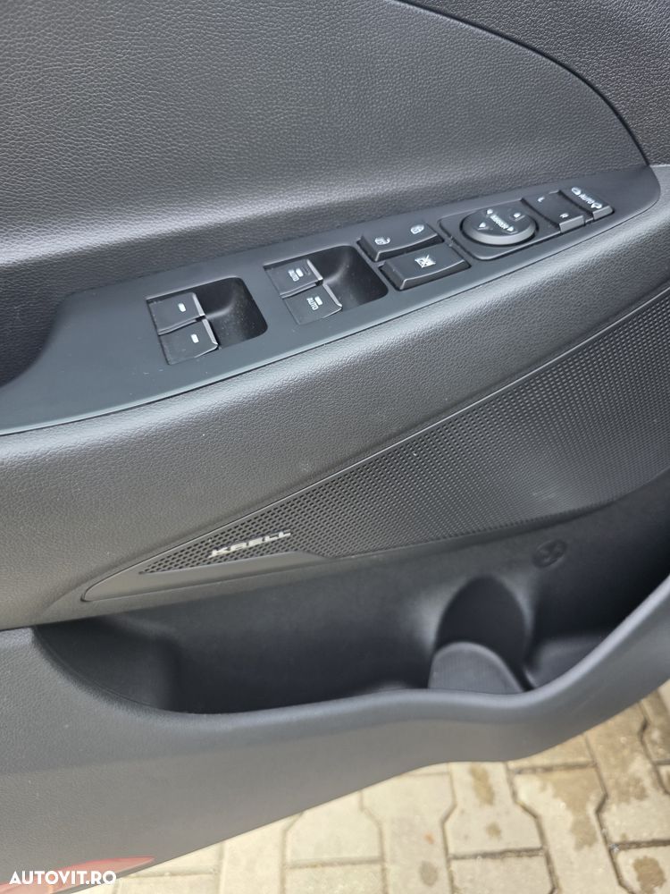 Hyundai Tucson - 13