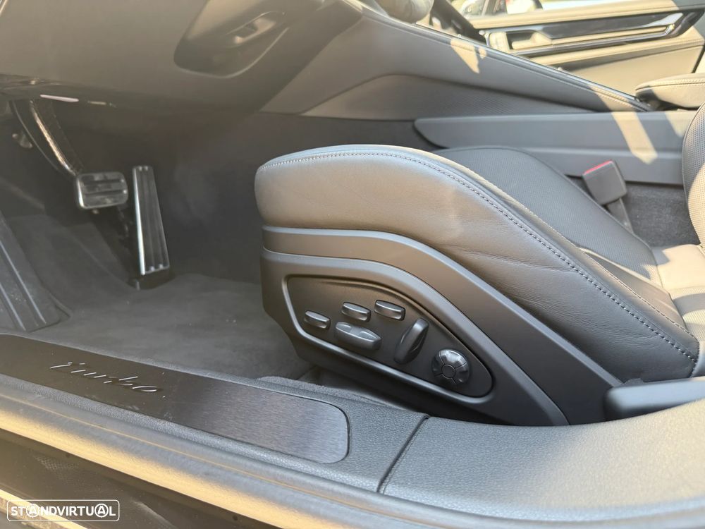 Porsche Panamera Turbo E-Hybrid - 18