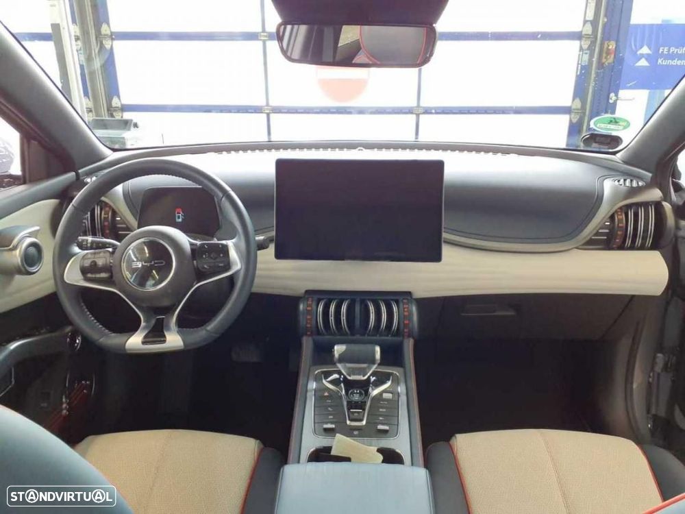 BYD Atto 3 Comfort - 4