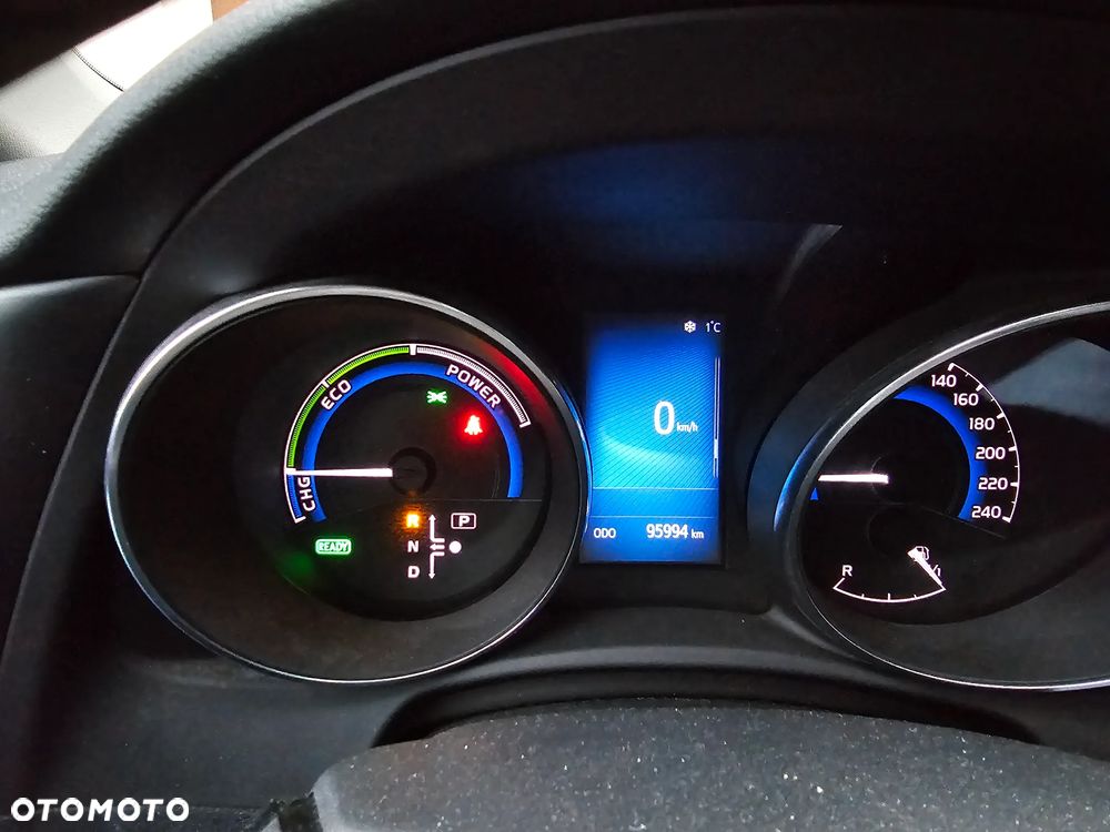 Toyota Auris 1.8 HSD Prestige - 11