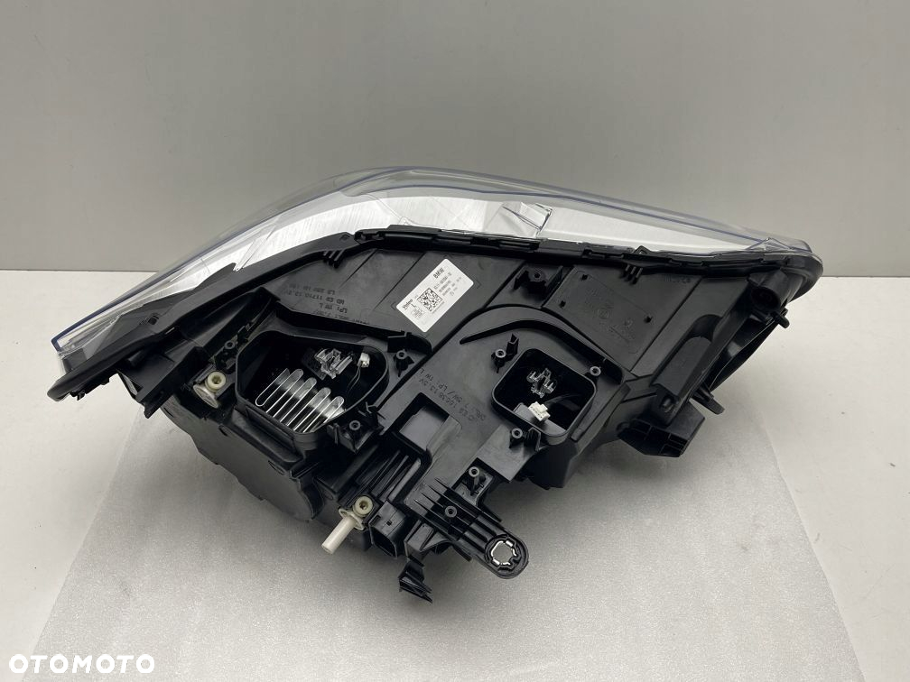 LAMPA PRZEDNIA LEWA BMW LED X2 F39 5A1E0A7 - 3
