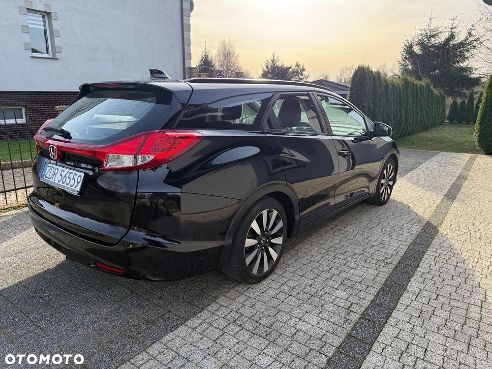 Honda Civic 1.6 i-DTEC Executive Navi - 19