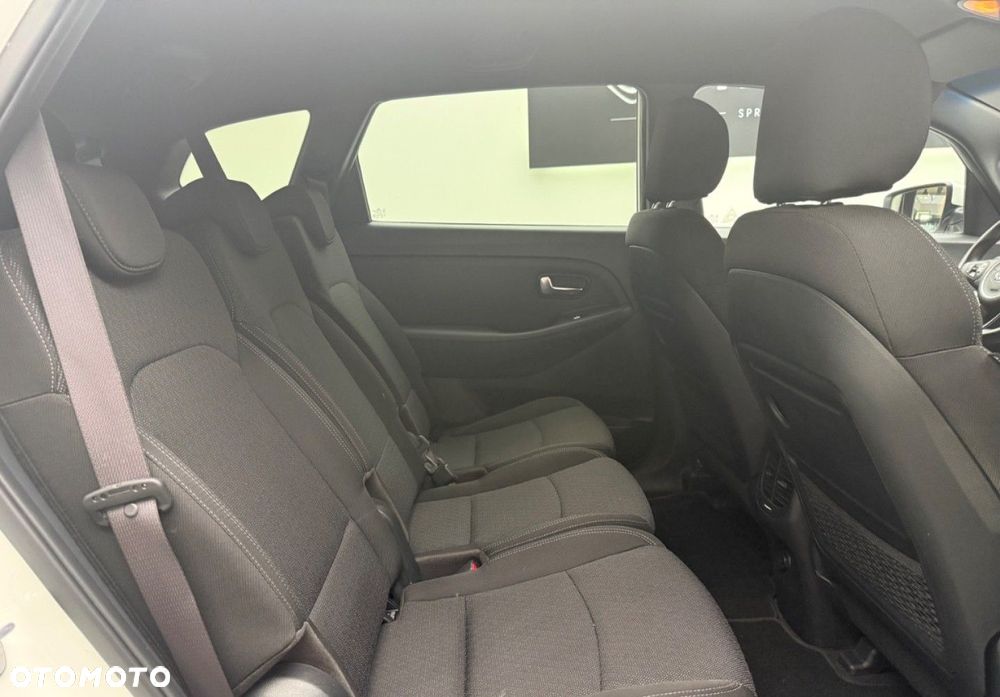 Kia Carens 1.6 GDI Business Line 7os EU6 - 19