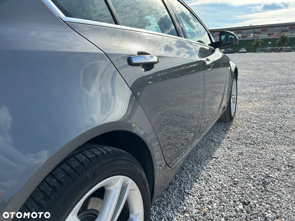 Opel Insignia 2.0 T Cosmo - 10