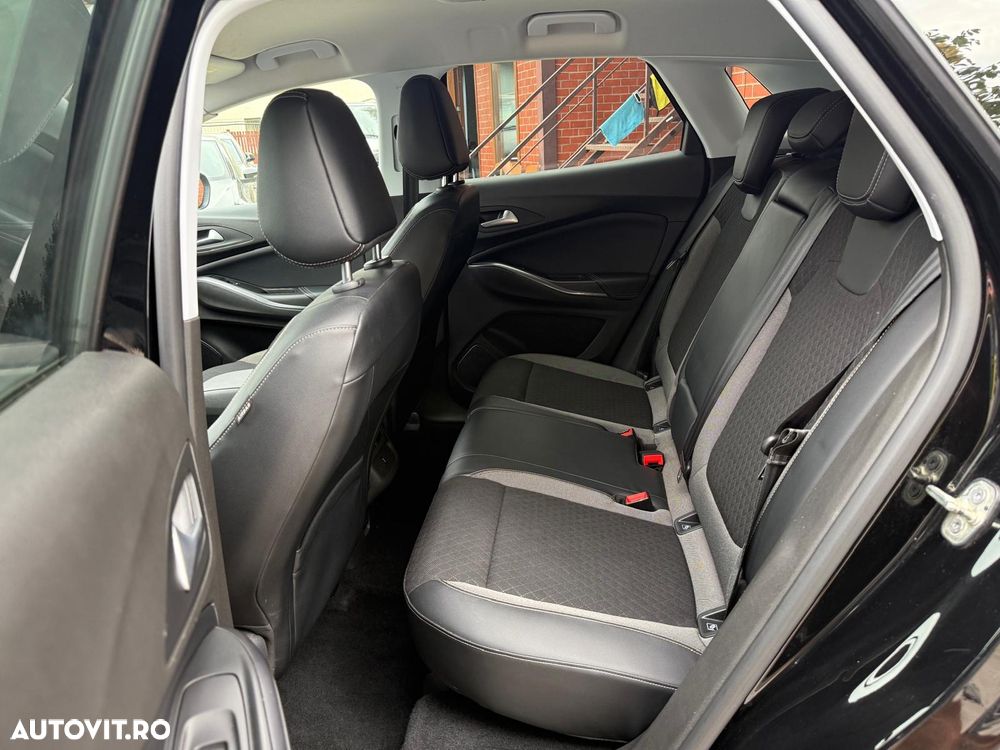 Opel Grandland X 1.2 Start/Stop Automatik INNOVATION - 6