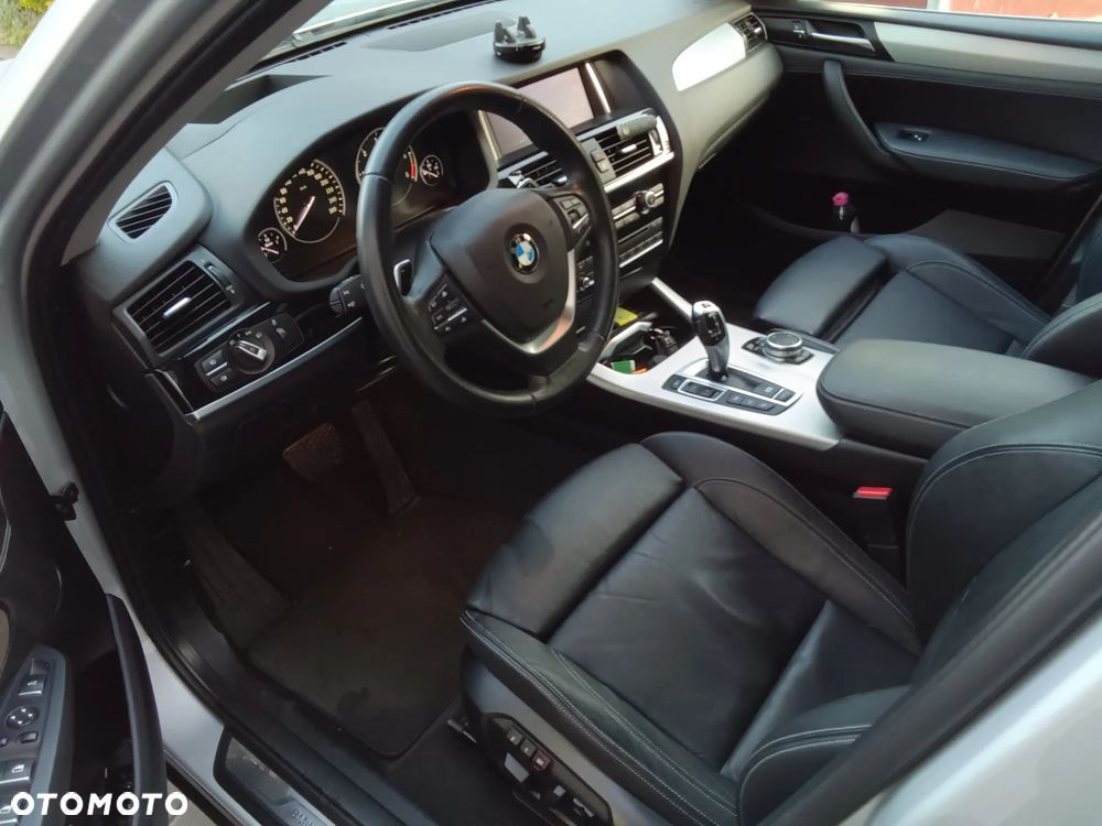 BMW X3 xDrive20d xLine - 11