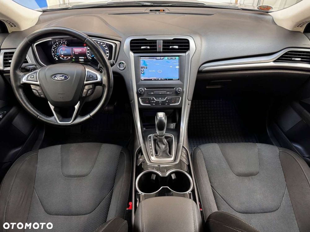 Ford Mondeo 2.0 TDCi Titanium PowerShift - 9
