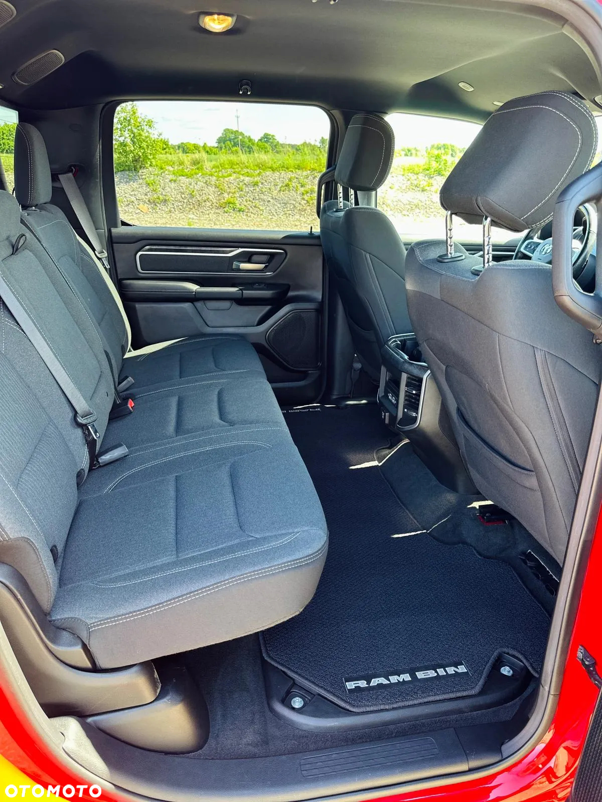 RAM 1500 - 27