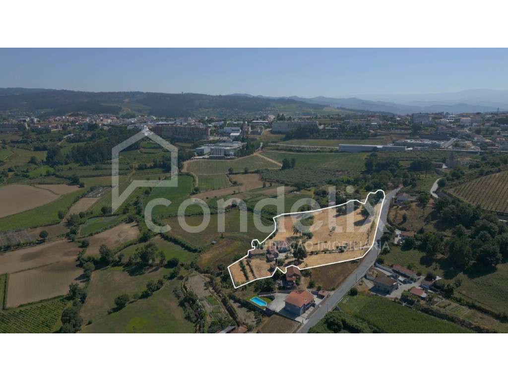 Quinta do Prado, Vila Cova da Lixa - Grande imagem: 4/16
