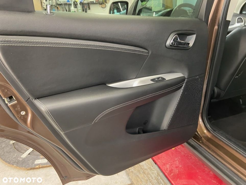 Fiat Freemont 2.0 Multijet Urban - 11