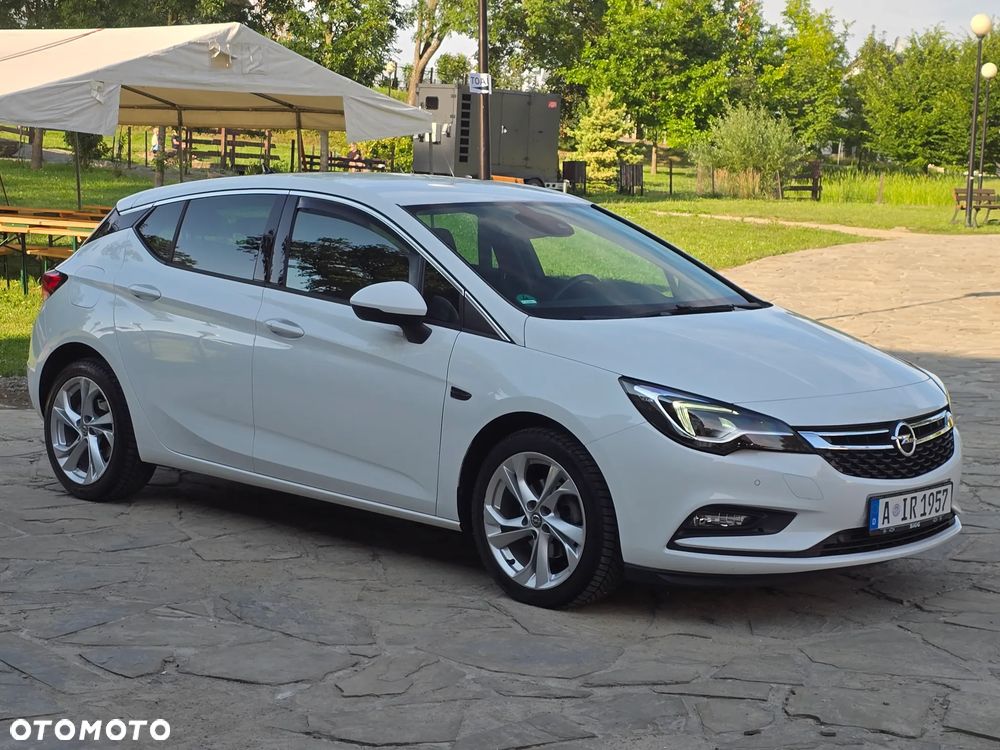 Opel Astra 1.4 Turbo Innovation - 12