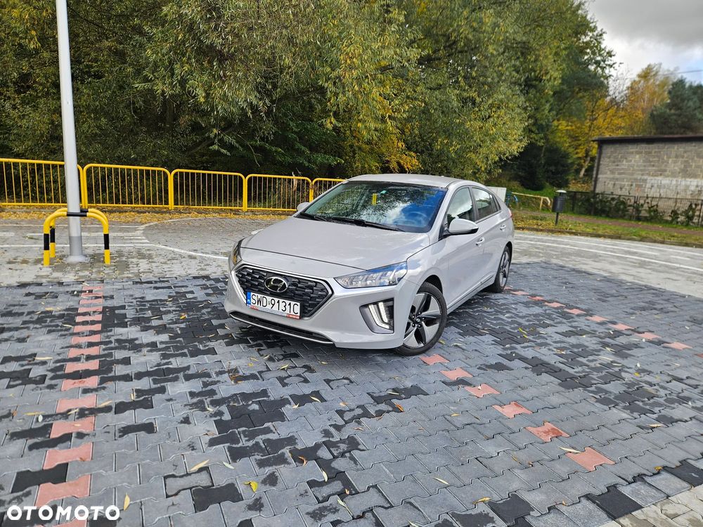 Hyundai IONIQ Hybrid Business - 1