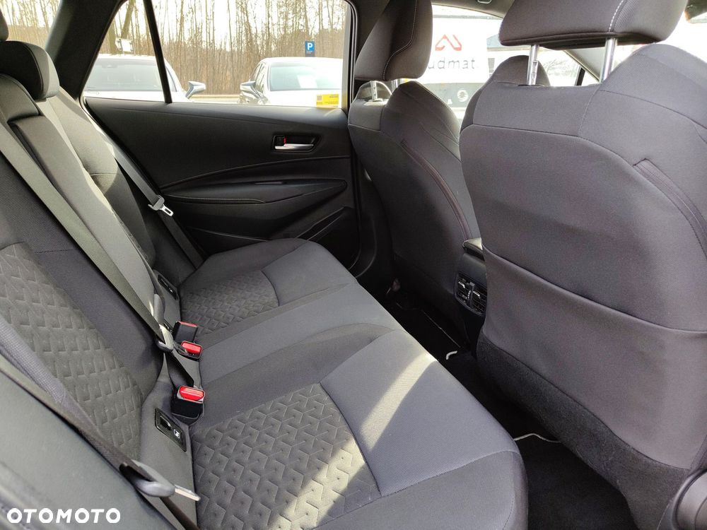 Toyota Corolla 2.0 Hybrid Comfort - 11