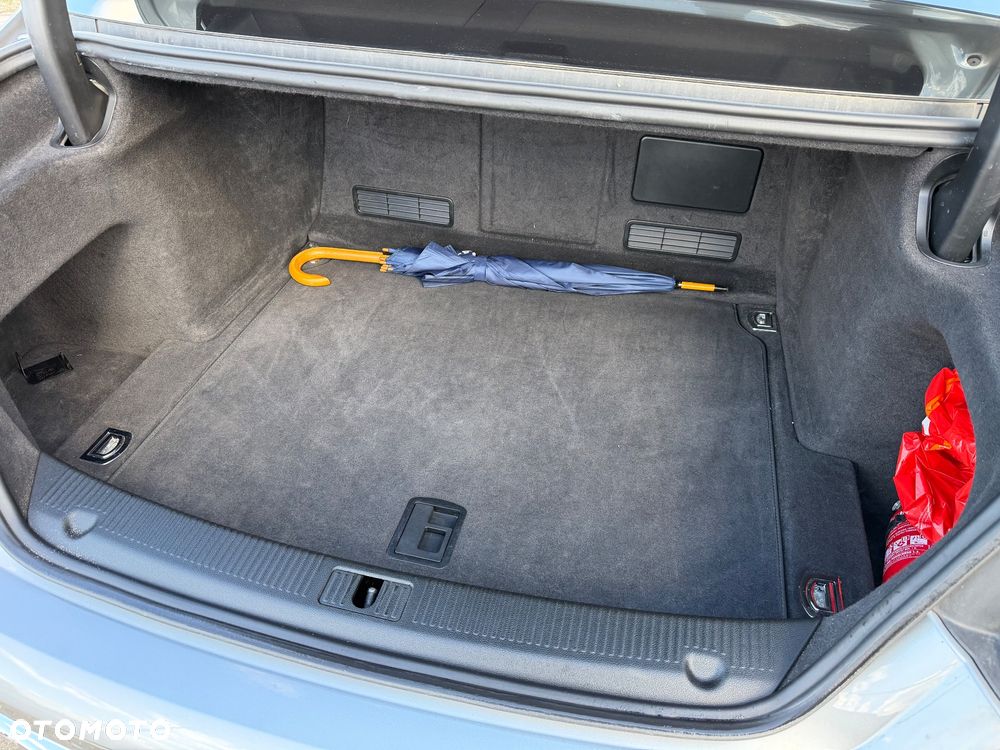 Audi A8 3.0 TDI Quattro - 10