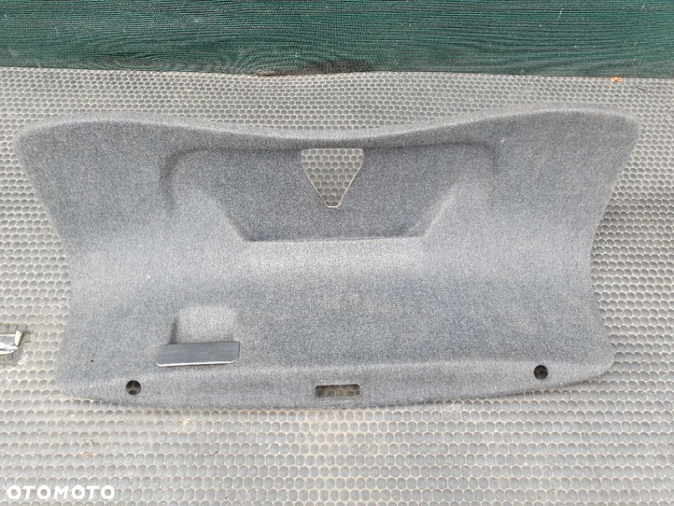 Boczek Oslona Bagaznika Tapicerka Klapy Klapa AUDI A4 B6 Sedan - 1
