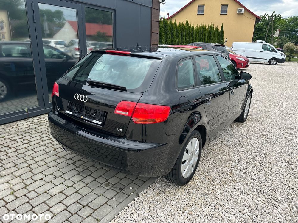Audi A3 Sportback 1.6 Ambition - 6