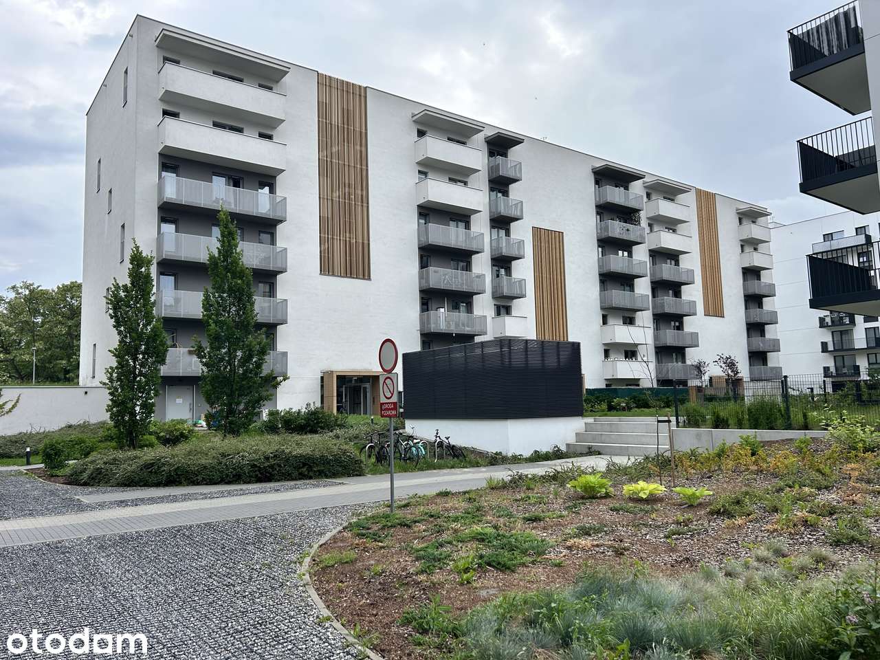 Stylowe Mieszkanie z Balkonem - Idealna lokalizacja || Prandoty 10
