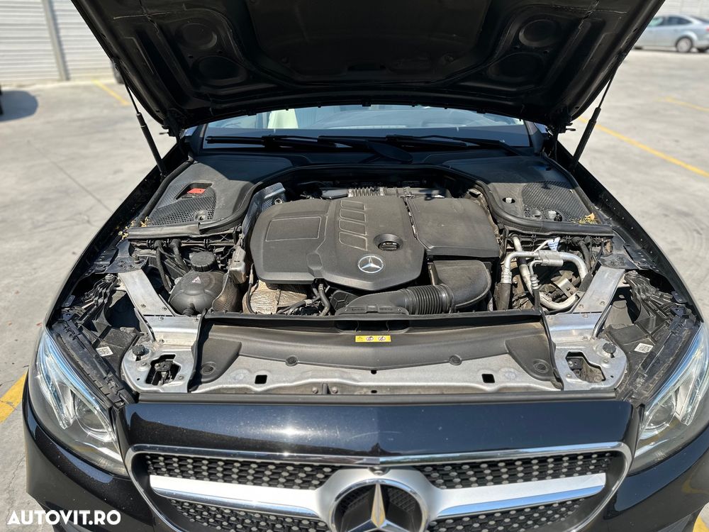 Mercedes-Benz E - 14